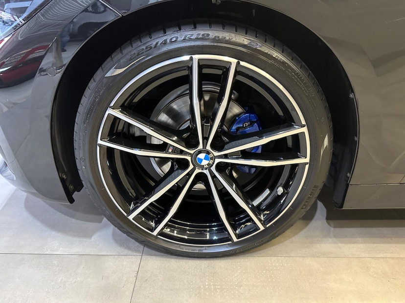 Foto do veículo BMW 320I  M SPORT FLEX 2022 37.000 KM 248.900,00