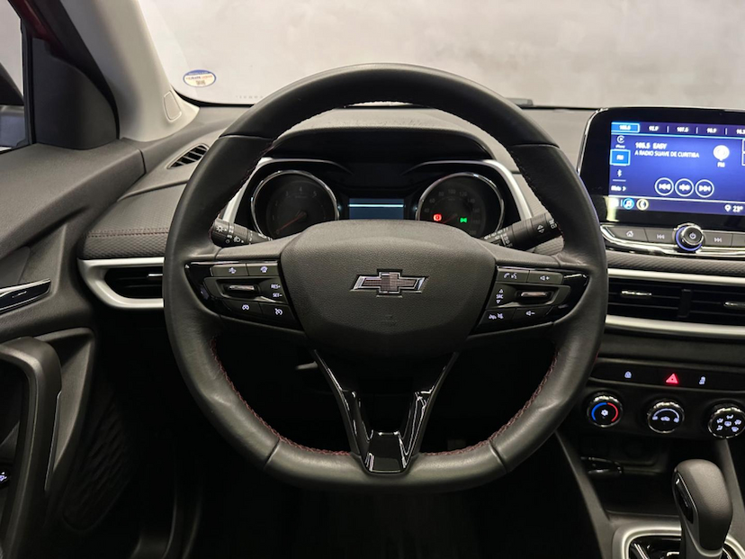 Foto do veículo CHEVROLET TRACKER  RS 1.2 TURBO 12V FLEX AUT 2024 11.096 KM 138.900,00