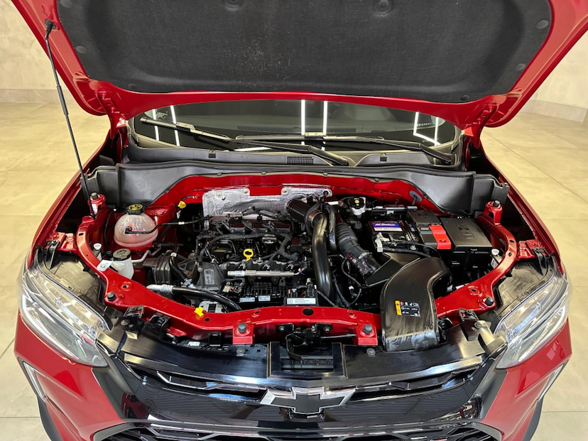 Foto do veículo CHEVROLET TRACKER  RS 1.2 TURBO 12V FLEX AUT 2024 11.096 KM 138.900,00