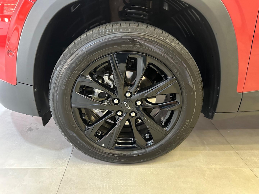Foto do veículo CHEVROLET TRACKER  RS 1.2 TURBO 12V FLEX AUT 2024 11.096 KM 138.900,00
