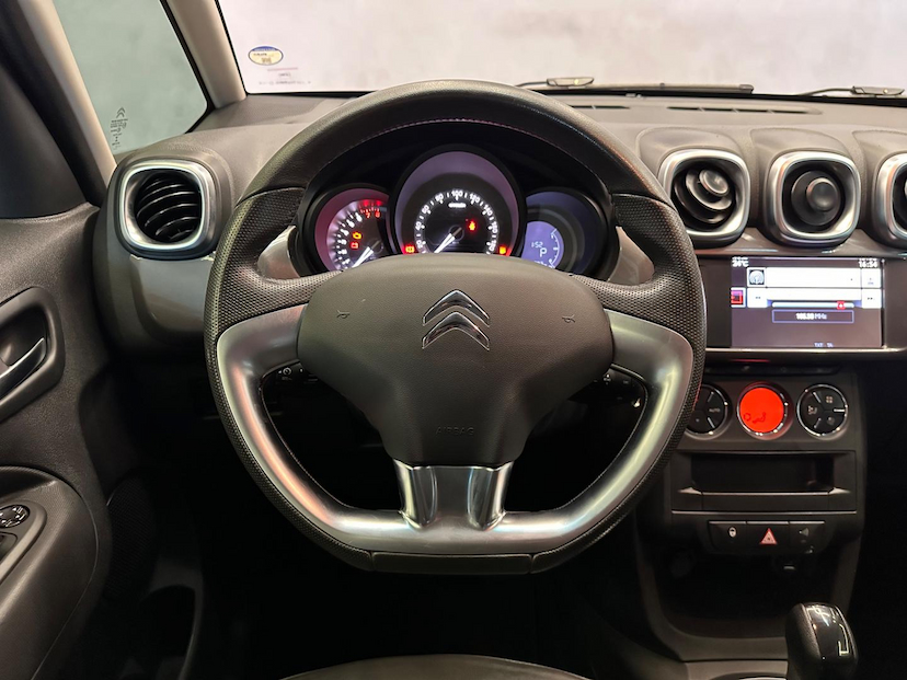 Foto do veículo CITROËN AIRCROSS  1.6 SHINE 16V FLEX 4P 2018 46.498 KM 59.900,00