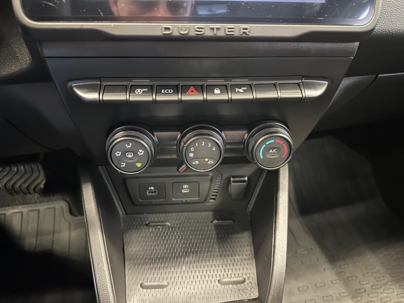 Foto do veículo RENAULT DUSTER  INTENSE PLUS 1.6 16V FLEX AUT. 2025 5.648 KM 114.900,00