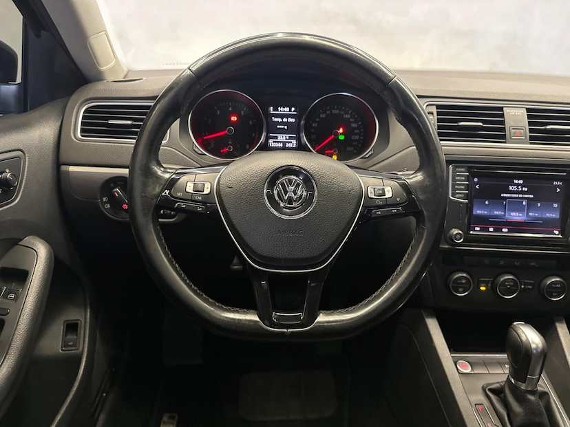 Foto do veículo VOLKSWAGEN JETTA  1.4 16V TSI COMFORTLINE 2017 132.837 KM 85.900,00