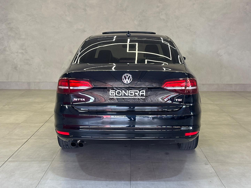 Foto do veículo VOLKSWAGEN JETTA  1.4 16V TSI COMFORTLINE 2017 132.837 KM 85.900,00