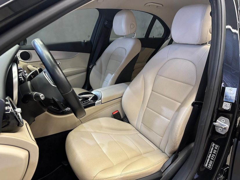 Foto do veículo MERCEDES-BENZ C 180  AVANTGARDE 1.6 AUT 2019 55.000 KM 144.900,00