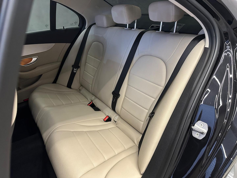 Foto do veículo MERCEDES-BENZ C 180  AVANTGARDE 1.6 AUT 2019 55.000 KM 144.900,00
