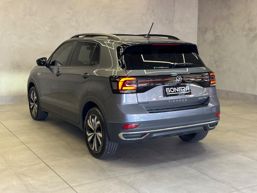 Foto do veículo VOLKSWAGEN T-CROSS T-CROSS COMFOR. 200 TSI 1.0 FLEX 5P AUT. 2024 18.278 KM 139.900,00