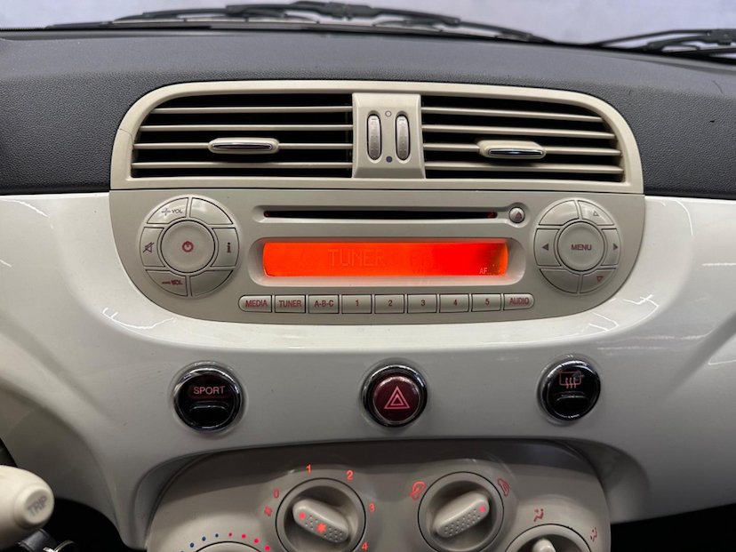 Foto do veículo FIAT 500  CULT 2014 84.500 KM 52.900,00