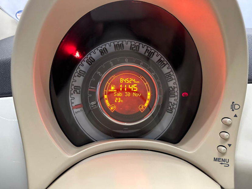 Foto do veículo FIAT 500  CULT 2014 84.500 KM 52.900,00