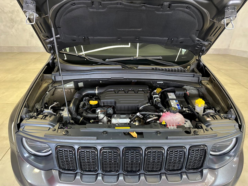 Foto do veículo JEEP RENEGADE  SPORT T270 1.3 TB 4X2 FLEX AUT. 2024 14.078 KM 115.900,00