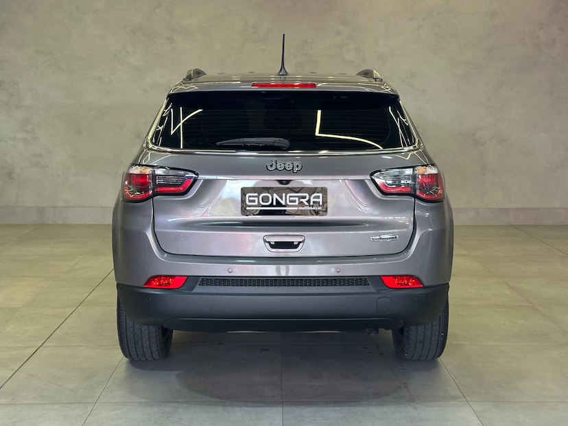 Foto do veículo JEEP COMPASS  LONGITUDE 2.0 4X2 FLEX 16V AUT 2021 60.060 KM 108.900,00