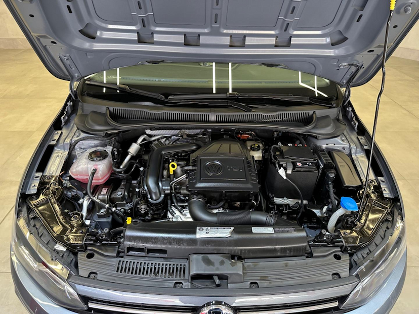 Foto do veículo VOLKSWAGEN VIRTUS  1.0 200 TSI HIGHLINE AUTOMÁTICO 2020 27.154 KM 89.900,00