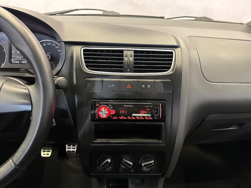 Foto do veículo VOLKSWAGEN CROSSFOX  1.6 GII 2011 137.300 KM 42.900,00