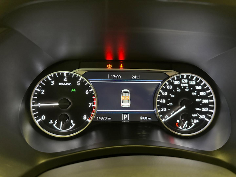 Foto do veículo NISSAN SENTRA  EXCLUSIVE INT. PREMIUM 2.0 16V AUT. 2023 14.850 KM 145.900,00