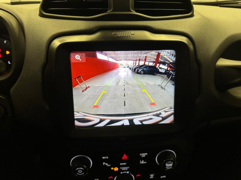 Foto do veículo JEEP RENEGADE  LONGITUDE T270 1.3 TB 4X2 FLEX AUT 2022 33.507 KM 112.900,00