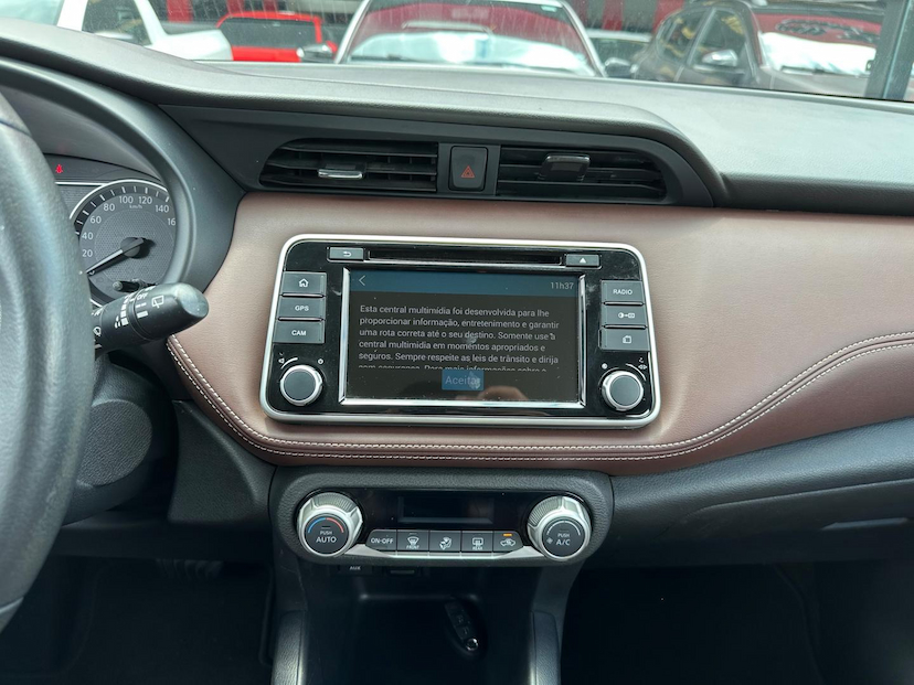 Foto do veículo NISSAN KICKS  SL CVT 2018 78.672 KM 85.900,00