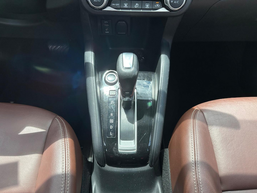 Foto do veículo NISSAN KICKS  SL CVT 2018 78.672 KM 85.900,00