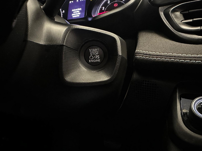 Foto do veículo FIAT FASTBACK  AUDACE TURBO 200 FLEX AT 4P 2024 11.493 KM 118.900,00