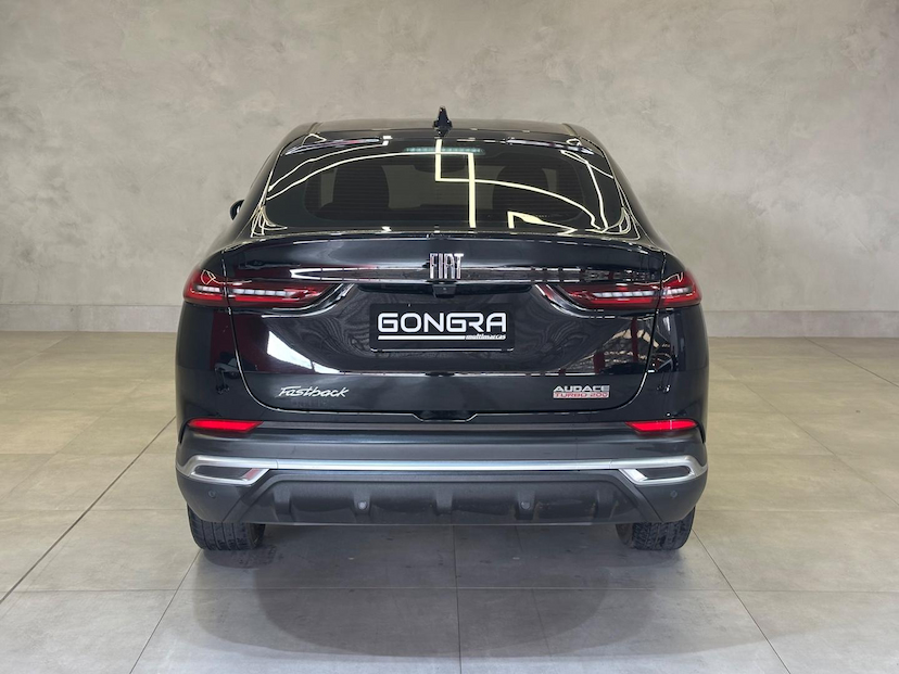 Foto do veículo FIAT FASTBACK  AUDACE TURBO 200 FLEX AT 4P 2024 11.493 KM 118.900,00