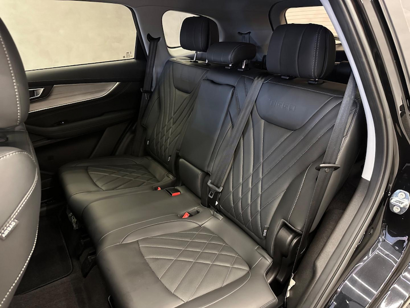 Foto do veículo CAOA CHERY TIGGO 8  PRO HYBRID 2023 12.753 KM 198.900,00
