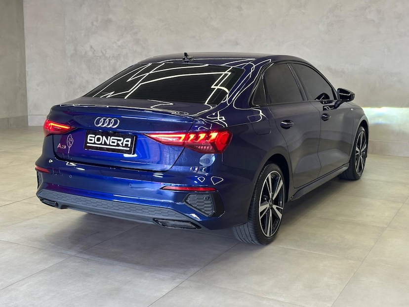 Foto do veículo AUDI A3  SEDAN PERFORMANCE BLACK 2.0 TFSI 2022 30.000 KM 207.900,00