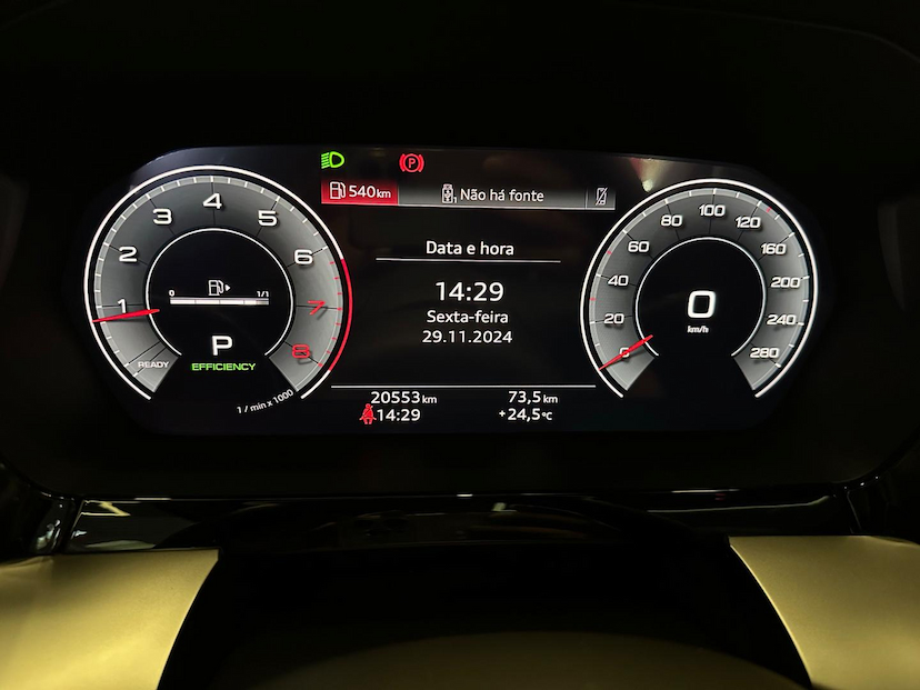 Foto do veículo AUDI A3  SEDAN PERFORMANCE BLACK 2.0 TFSI 2022 30.000 KM 207.900,00