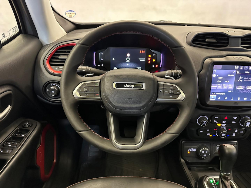 Foto do veículo JEEP RENEGADE  TH T270 4X4 2024 14.120 KM 146.900,00