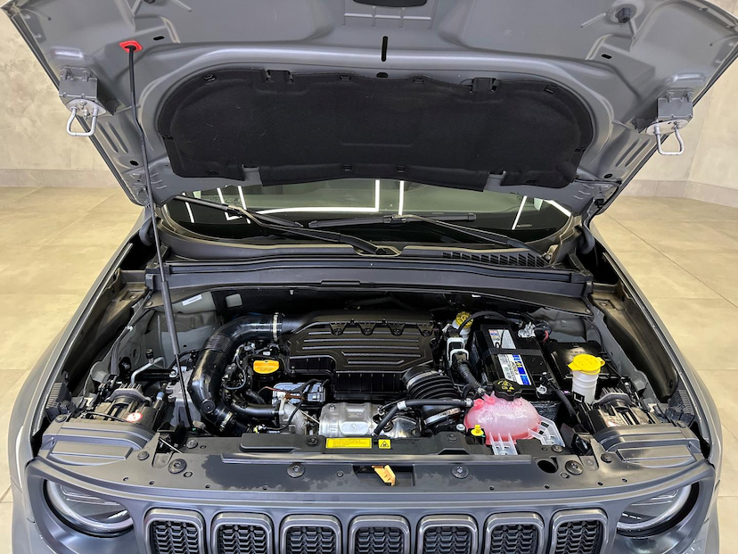 Foto do veículo JEEP RENEGADE  TH T270 4X4 2024 14.120 KM 146.900,00