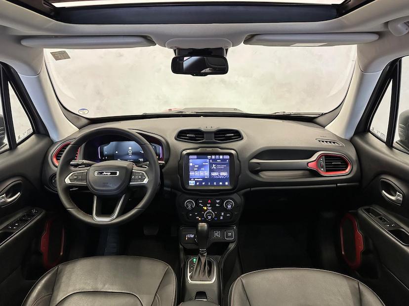 Foto do veículo JEEP RENEGADE  TH T270 4X4 2024 14.120 KM 146.900,00