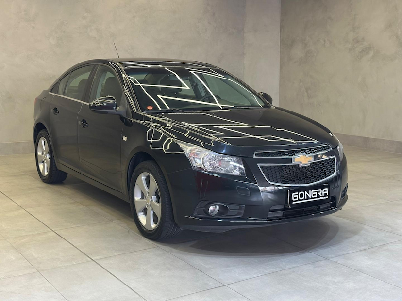 Foto do veículo CHEVROLET CRUZE  1.8 LT 16V FLEX 4P MANUAL 2014 56.092 KM 62.900,00