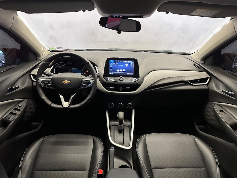 Foto do veículo CHEVROLET ONIX  10TAT PR2 2023 28.858 KM 92.900,00