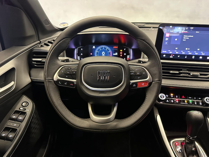 Foto do veículo FIAT FASTBACK  LIMITED EDITION 2024 19.075 KM 135.900,00