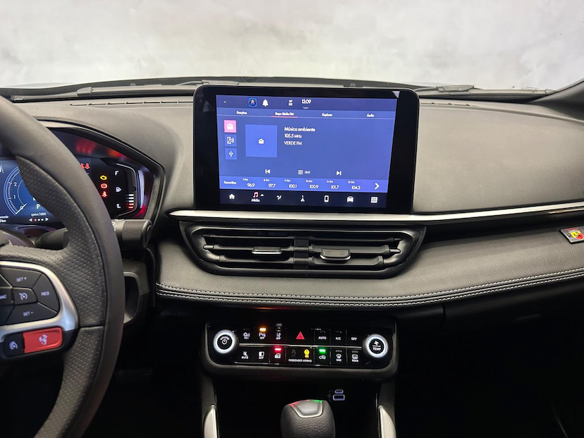 Foto do veículo FIAT FASTBACK  LIMITED EDITION 2024 19.075 KM 135.900,00