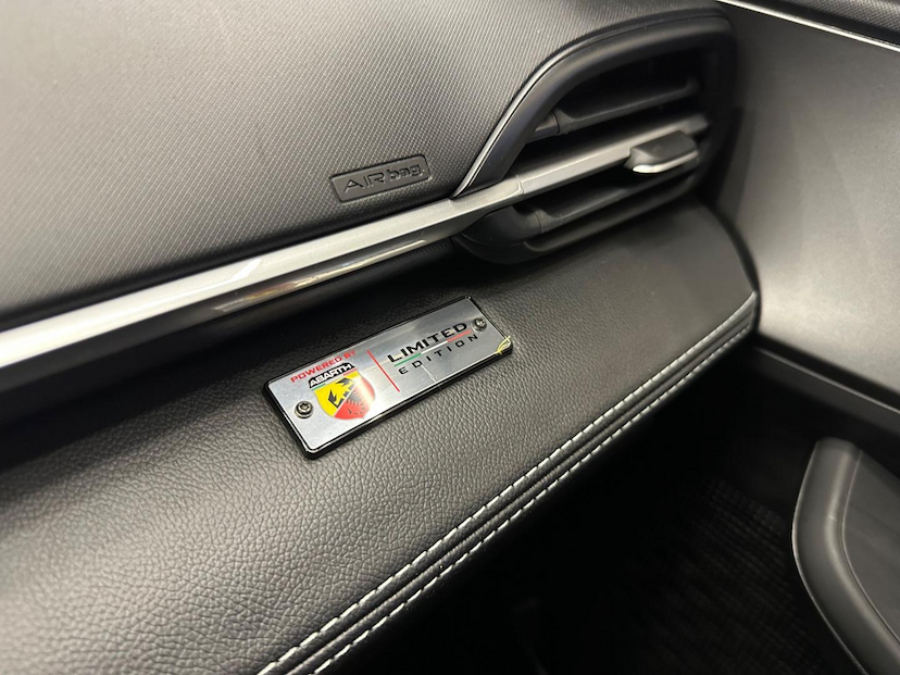 Foto do veículo FIAT FASTBACK  LIMITED EDITION 2024 19.075 KM 135.900,00