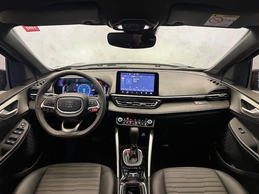 Foto do veículo FIAT FASTBACK  LIMITED EDITION 2024 19.075 KM 135.900,00