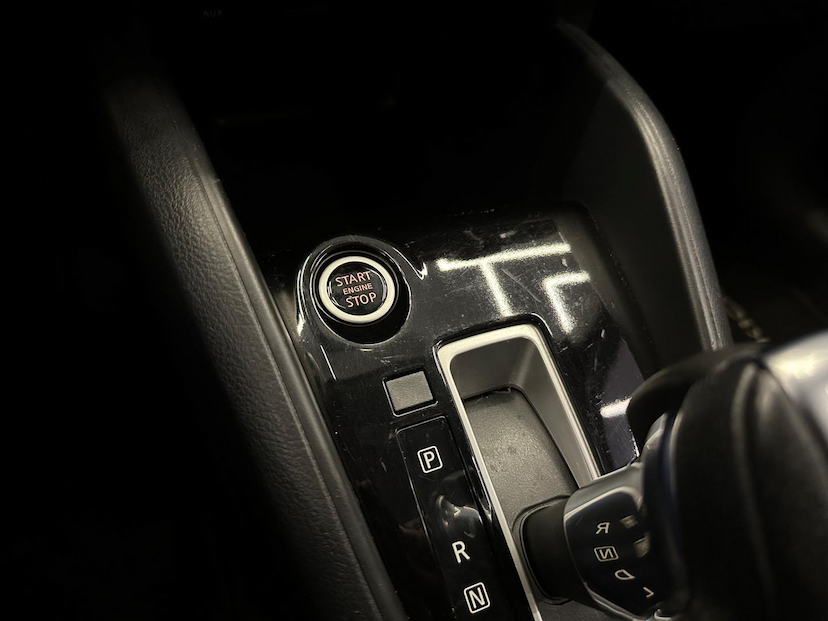 Foto do veículo NISSAN KICKS  SL CVT 2021 65.572 KM 95.900,00