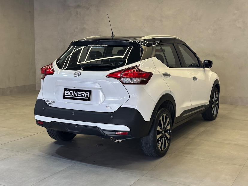 Foto do veículo NISSAN KICKS  SL CVT 2021 65.572 KM 95.900,00