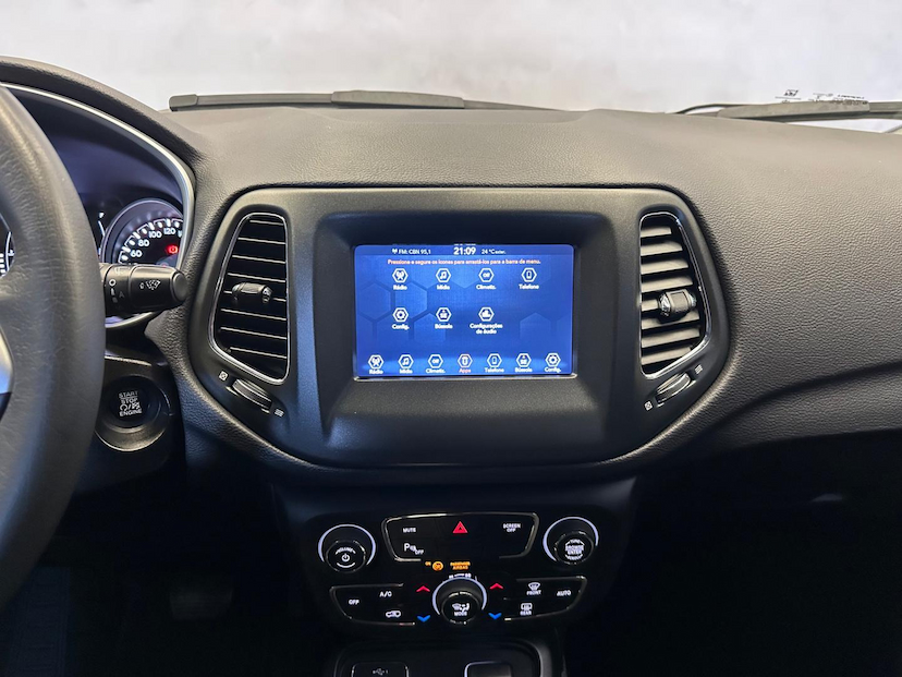Foto do veículo JEEP COMPASS  SPORT F 2021 25.329 KM 106.900,00