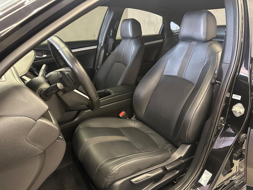 Foto do veículo HONDA CIVIC  EXL CVT 2020 46.306 KM 128.900,00