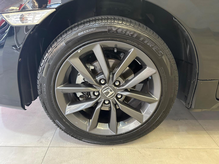 Foto do veículo HONDA CIVIC  EXL CVT 2020 46.306 KM 128.900,00