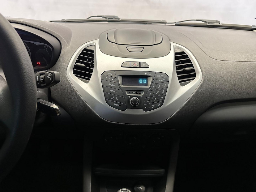 Foto do veículo FORD KA  1.0 SE 12V FLEX 4P 2018 123.888 KM 46.900,00