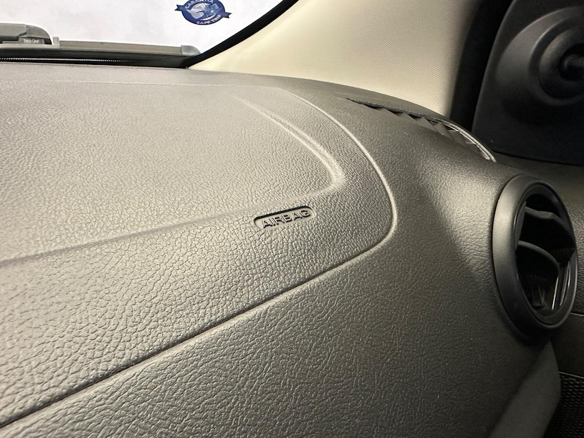 Foto do veículo FORD KA  1.0 SE 12V FLEX 4P 2018 123.888 KM 46.900,00