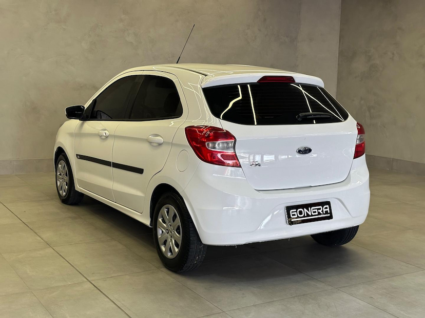 Foto do veículo FORD KA  1.0 SE 12V FLEX 4P 2018 123.888 KM 46.900,00