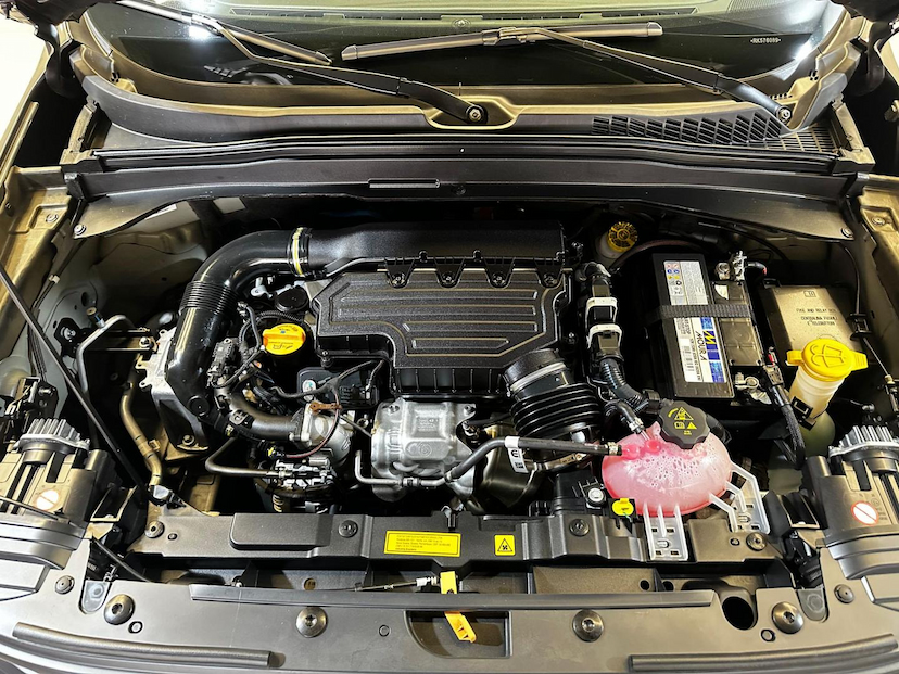 Foto do veículo JEEP RENEGADE  LONGITUDE T270 1.3 TB 4X2 FLEX AUT 2024 16.000 KM 119.900,00