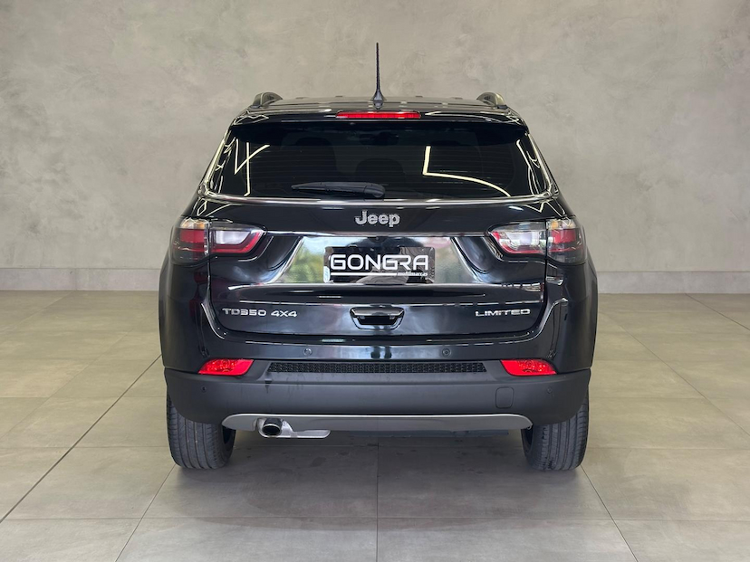 Foto do veículo JEEP COMPASS  LIMITED TD 2022 31.711 KM 159.900,00