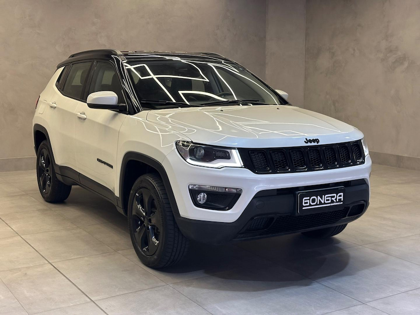 Foto do veículo JEEP COMPASS  2.0 16V DIESEL NIGHT EAGLE 4X4 AUT 2018 50.380 KM 106.900,00