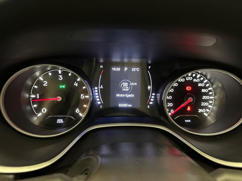 Foto do veículo JEEP COMPASS  2.0 16V DIESEL NIGHT EAGLE 4X4 AUT 2018 50.380 KM 106.900,00