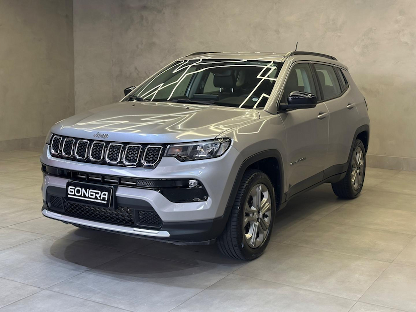 Foto do veículo JEEP COMPASS  LONG TF 2023 12.906 KM 142.900,00