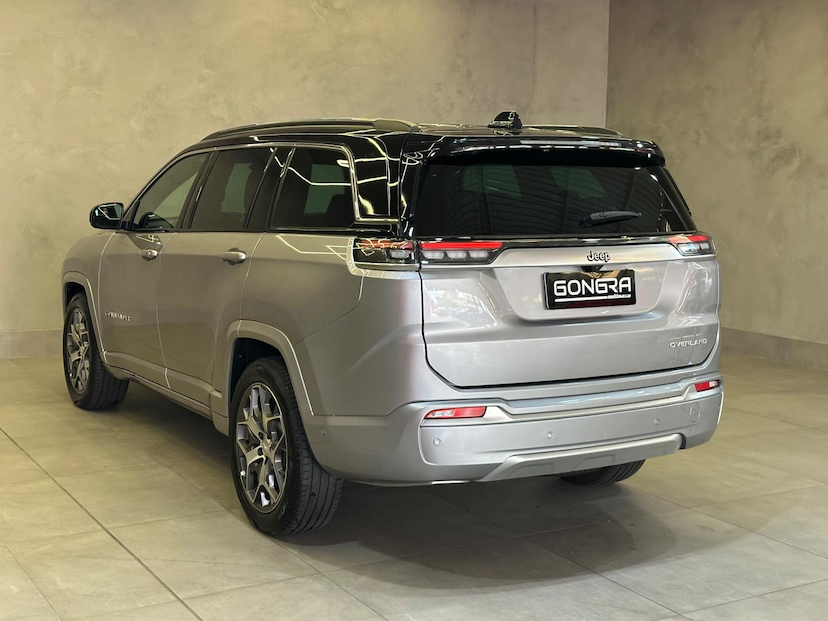 Foto do veículo JEEP COMMANDER  OVERLAND T270 1.3 TB FLEX AUT 2023 19.714 KM 204.900,00
