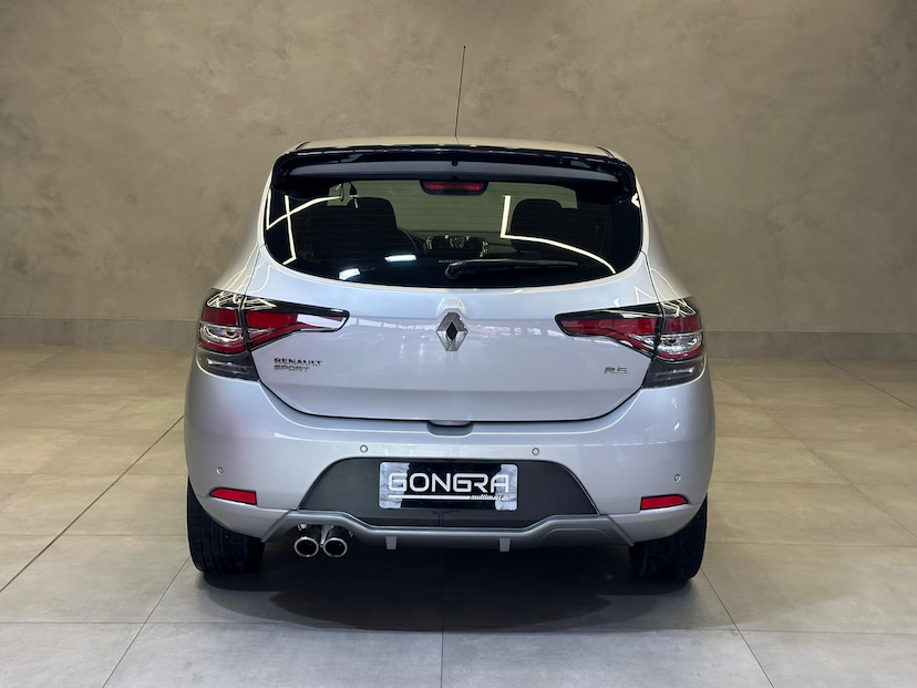 Foto do veículo RENAULT SANDERO  SPORT RS 2.0 FLEX 16V 5P 2021 47.750 KM 78.900,00